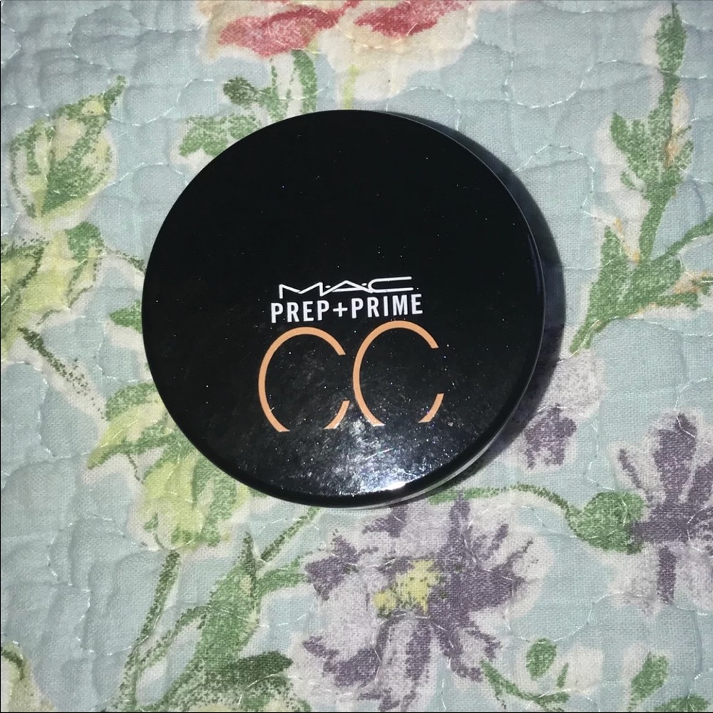 Mac Color Correcting Loose Poweder